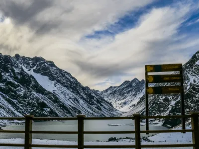 Portillo e Laguna del Inca